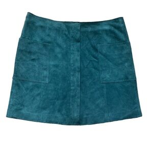 Lord & Taylor 100% goat suede mini skirt size 2 in emerald green